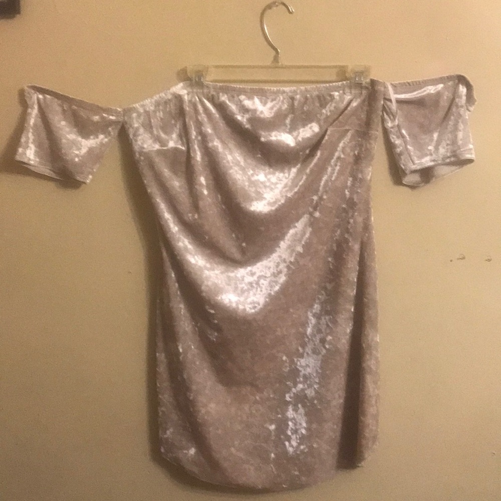 Never before worn sexy gold velvet mini dress